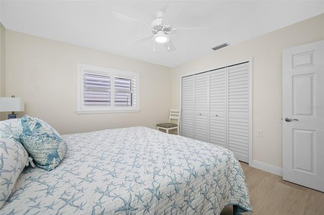 5000 VENETIAN BOULEVARD NE, St Petersburg, FL 33703
