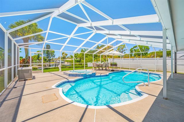 5000 VENETIAN BOULEVARD NE, St Petersburg, FL 33703