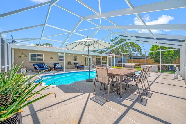 5000 VENETIAN BOULEVARD NE, St Petersburg, FL 33703