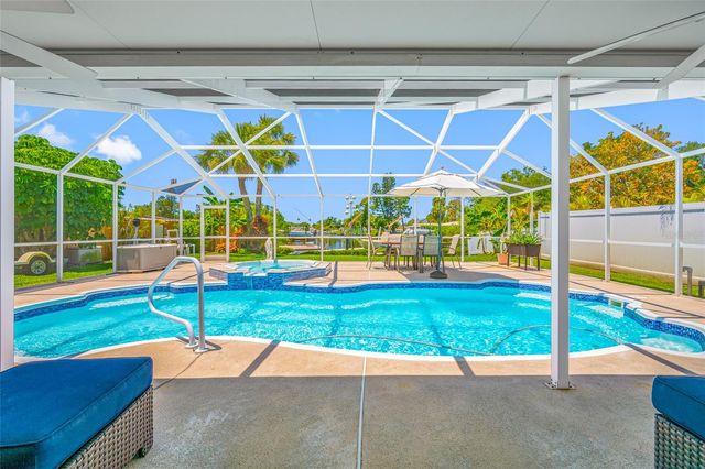 5000 VENETIAN BOULEVARD NE, St Petersburg, FL 33703