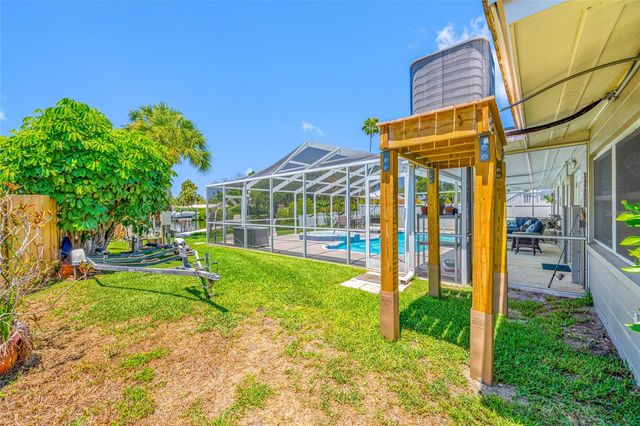 5000 VENETIAN BOULEVARD NE, St Petersburg, FL 33703