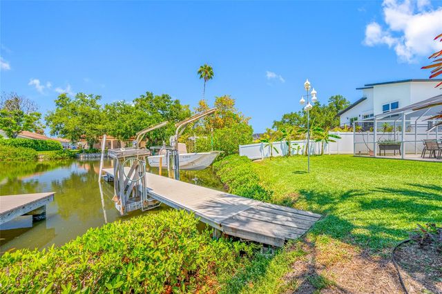 5000 VENETIAN BOULEVARD NE, St Petersburg, FL 33703
