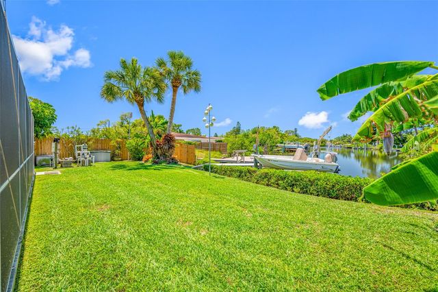 5000 VENETIAN BOULEVARD NE, St Petersburg, FL 33703