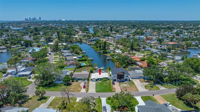 5000 VENETIAN BOULEVARD NE, St Petersburg, FL 33703