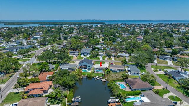 5000 VENETIAN BOULEVARD NE, St Petersburg, FL 33703
