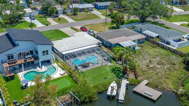 5000 VENETIAN BOULEVARD NE, St Petersburg, FL 33703