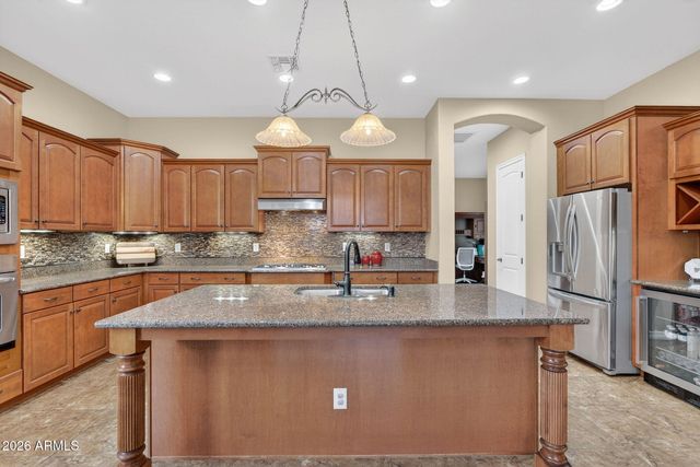 4173 S ETHAN Place, Chandler, AZ 85248