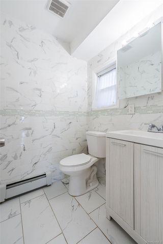 15424 13th Avenue, Beechhurst, NY 11357