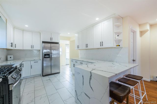 15424 13th Avenue, Beechhurst, NY 11357