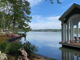 3006 Emerald Drive, Jonesboro, GA 30236