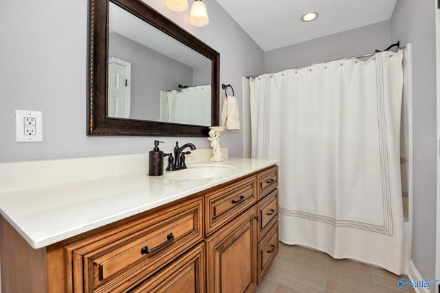 80 Jackson Way, Decatur, AL 35603