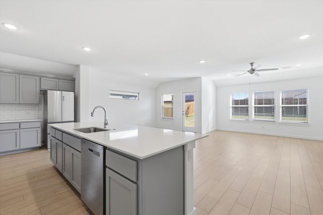 1212 Nuevo Rancho Lane, Fort Worth, TX 76052