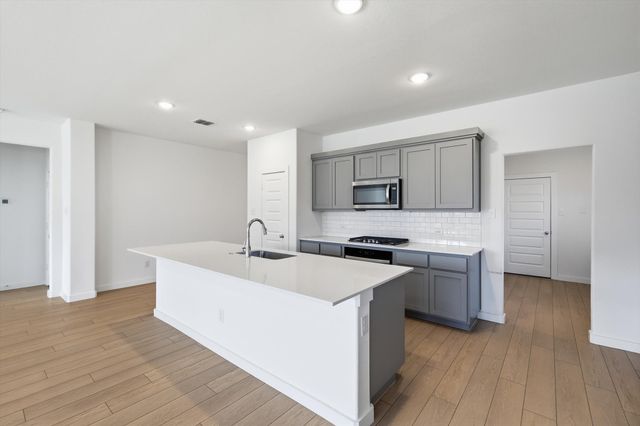 1212 Nuevo Rancho Lane, Fort Worth, TX 76052