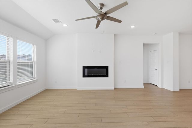 1212 Nuevo Rancho Lane, Fort Worth, TX 76052