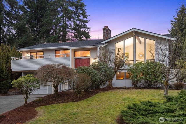 5207 154th Avenue NE, Redmond, WA 98052