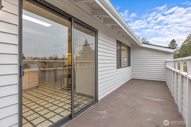 5207 154th Avenue NE, Redmond, WA 98052