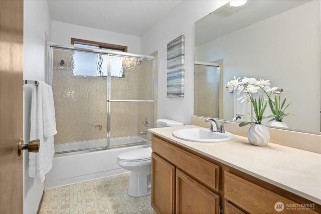 5207 154th Avenue NE, Redmond, WA 98052