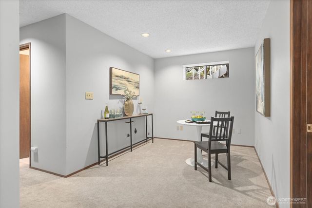 5207 154th Avenue NE, Redmond, WA 98052