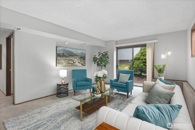 5207 154th Avenue NE, Redmond, WA 98052