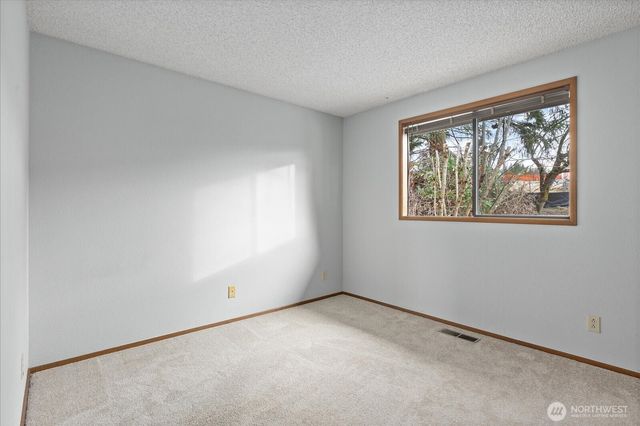 5207 154th Avenue NE, Redmond, WA 98052