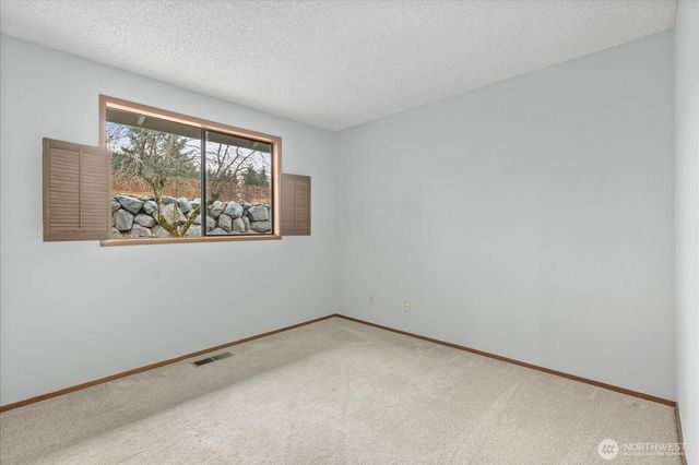 5207 154th Avenue NE, Redmond, WA 98052