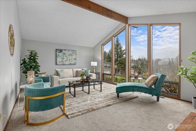 5207 154th Avenue NE, Redmond, WA 98052