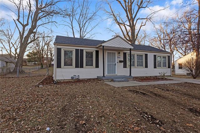 7606 Woodson Road, Raytown, MO 64138