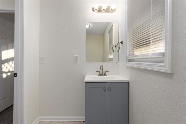 7606 Woodson Road, Raytown, MO 64138