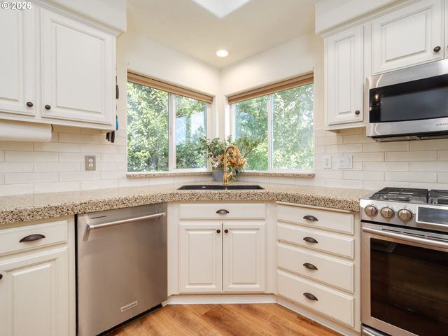 7117 Se PAMRICK Ln, Milwaukie, OR 97267