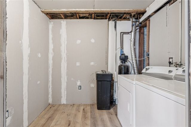 205 Grove Street NW, Shellsburg, IA 52332