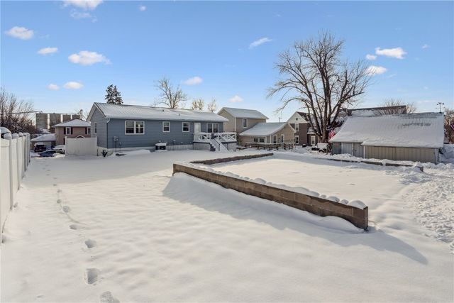 205 Grove Street NW, Shellsburg, IA 52332