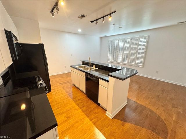 388 Boush St Unit 209, Norfolk, VA 23510