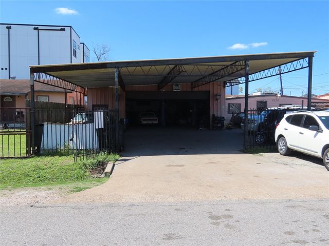 4230 Sterling Street, Houston, TX 77051