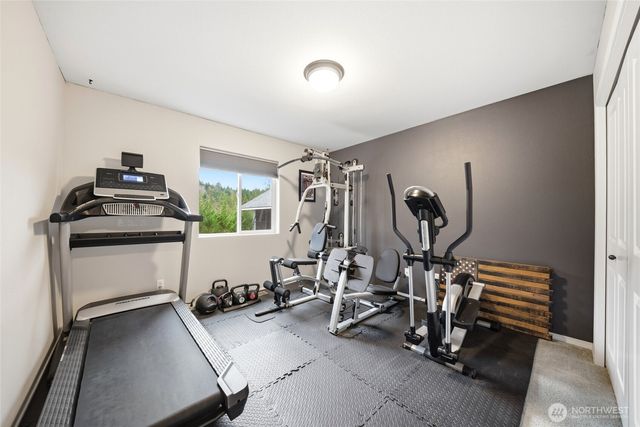 946 Paine Road, Castle Rock, WA 98611