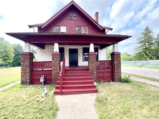 106 Geneva Street, Highland Park, MI 48203