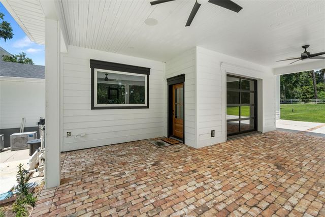994 SW 37TH PLACE ROAD, Ocala, FL 34471