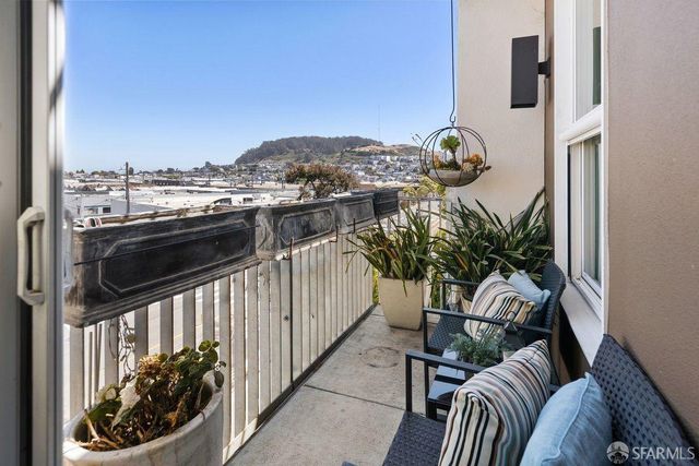 5900 3rd Street 2409, San Francisco, CA 94124