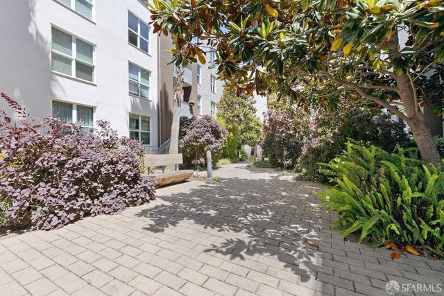 5900 3rd Street 2409, San Francisco, CA 94124