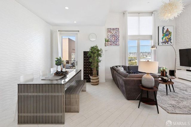 5900 3rd Street 2409, San Francisco, CA 94124