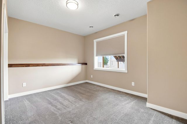 515 21st Place NE, Kasson, MN 55944