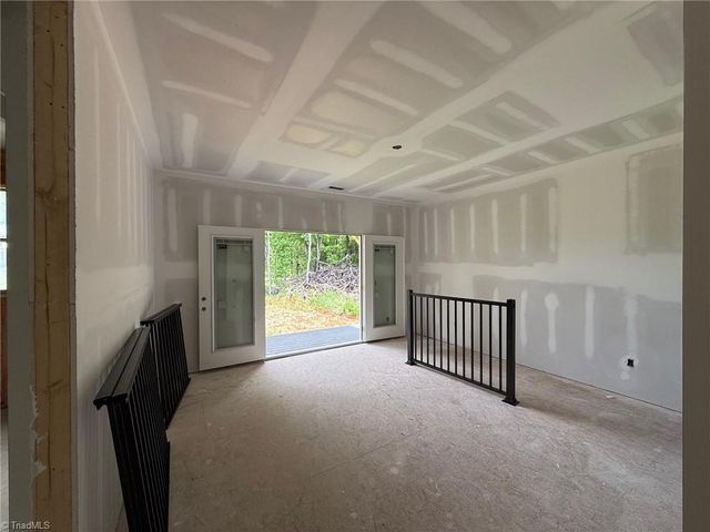 5222 N Church Street E, Greensboro, NC 27455