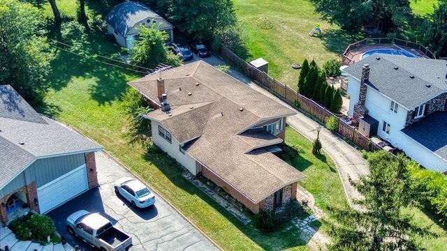 7N040 Eagle Terrace, Medinah, IL 60157