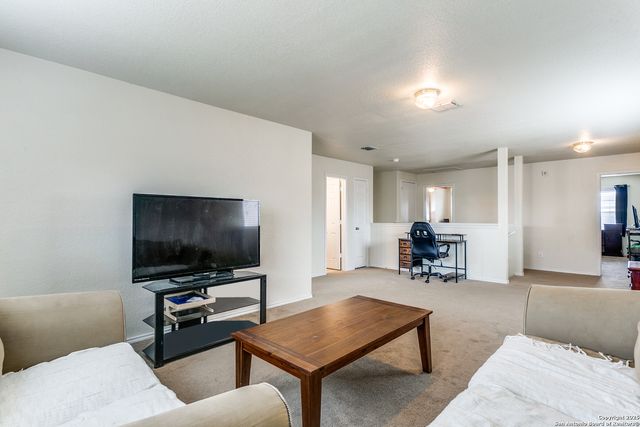 304 Brook Way, Cibolo, TX 78108