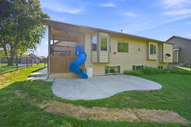 4119 N Parkdale Cir, Maize, KS 67101