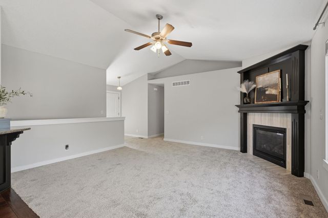 4119 N Parkdale Cir, Maize, KS 67101