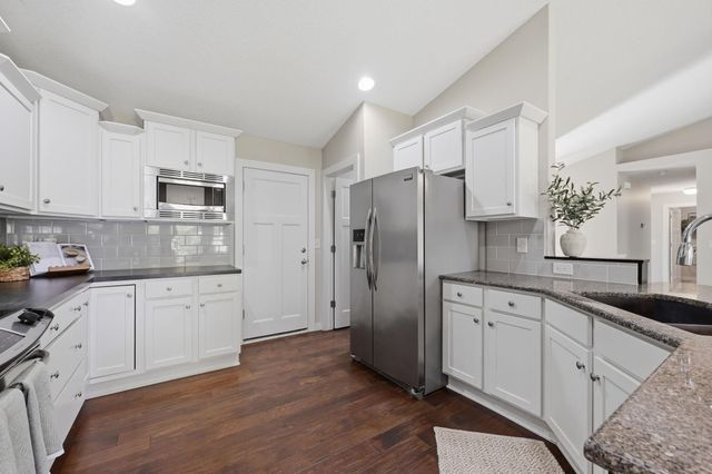 4119 N Parkdale Cir, Maize, KS 67101