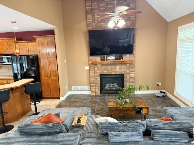 19515 E 11th Terrace N, Independence, MO 64056