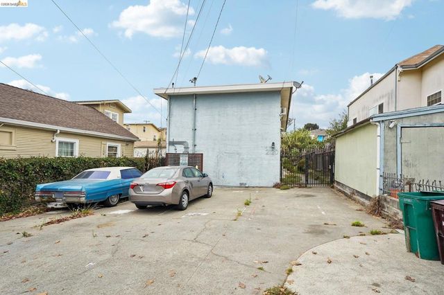 2120 E 22Nd St, Oakland, CA 94606