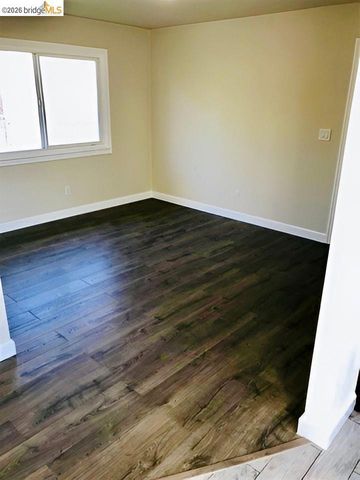 2120 E 22Nd St, Oakland, CA 94606