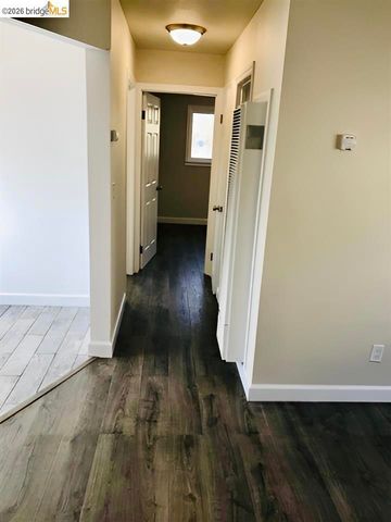 2120 E 22Nd St, Oakland, CA 94606